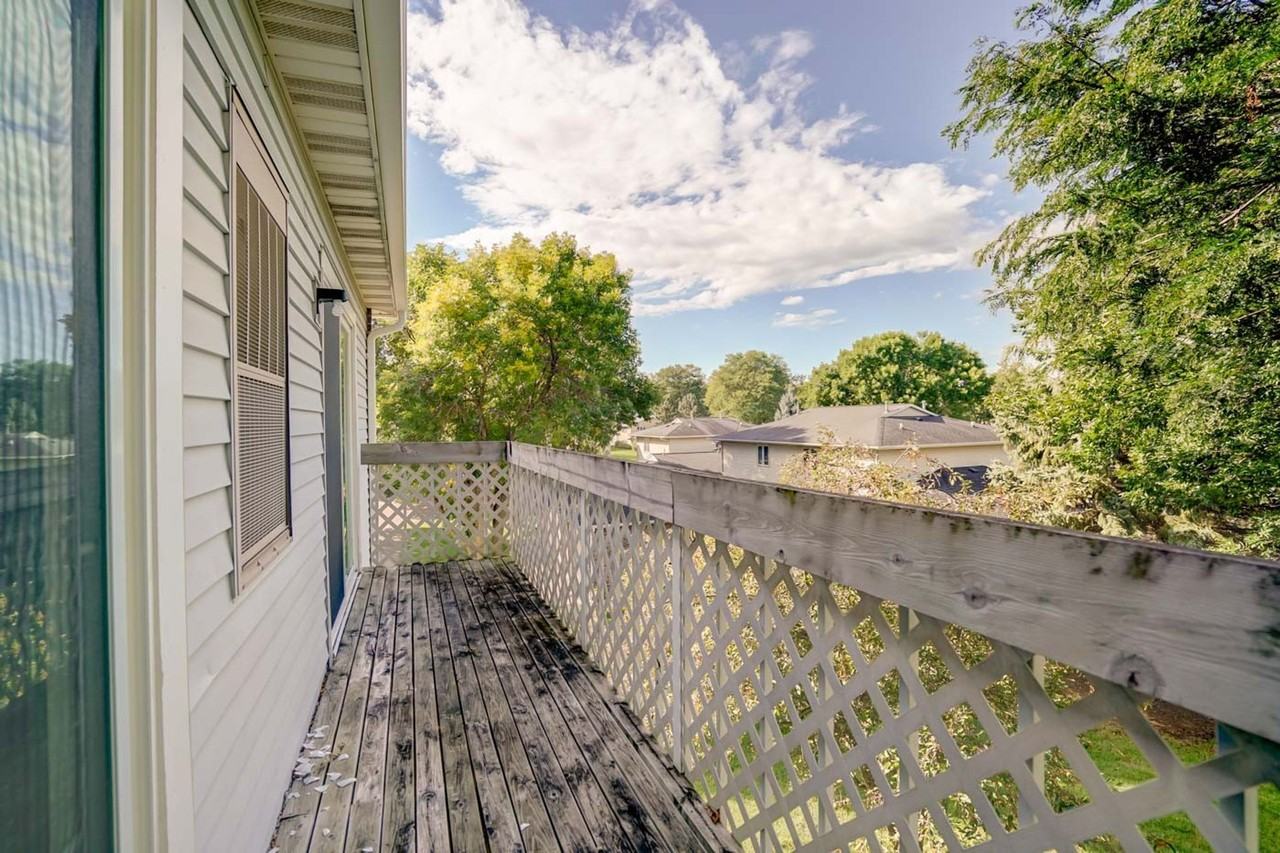 BRail - Photo 2 of 4