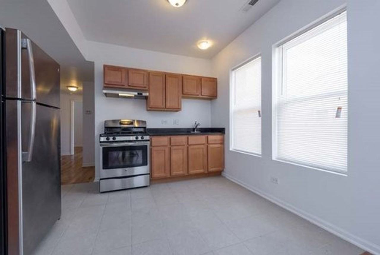 7546-7556 S Coles - Photo 2 of 8