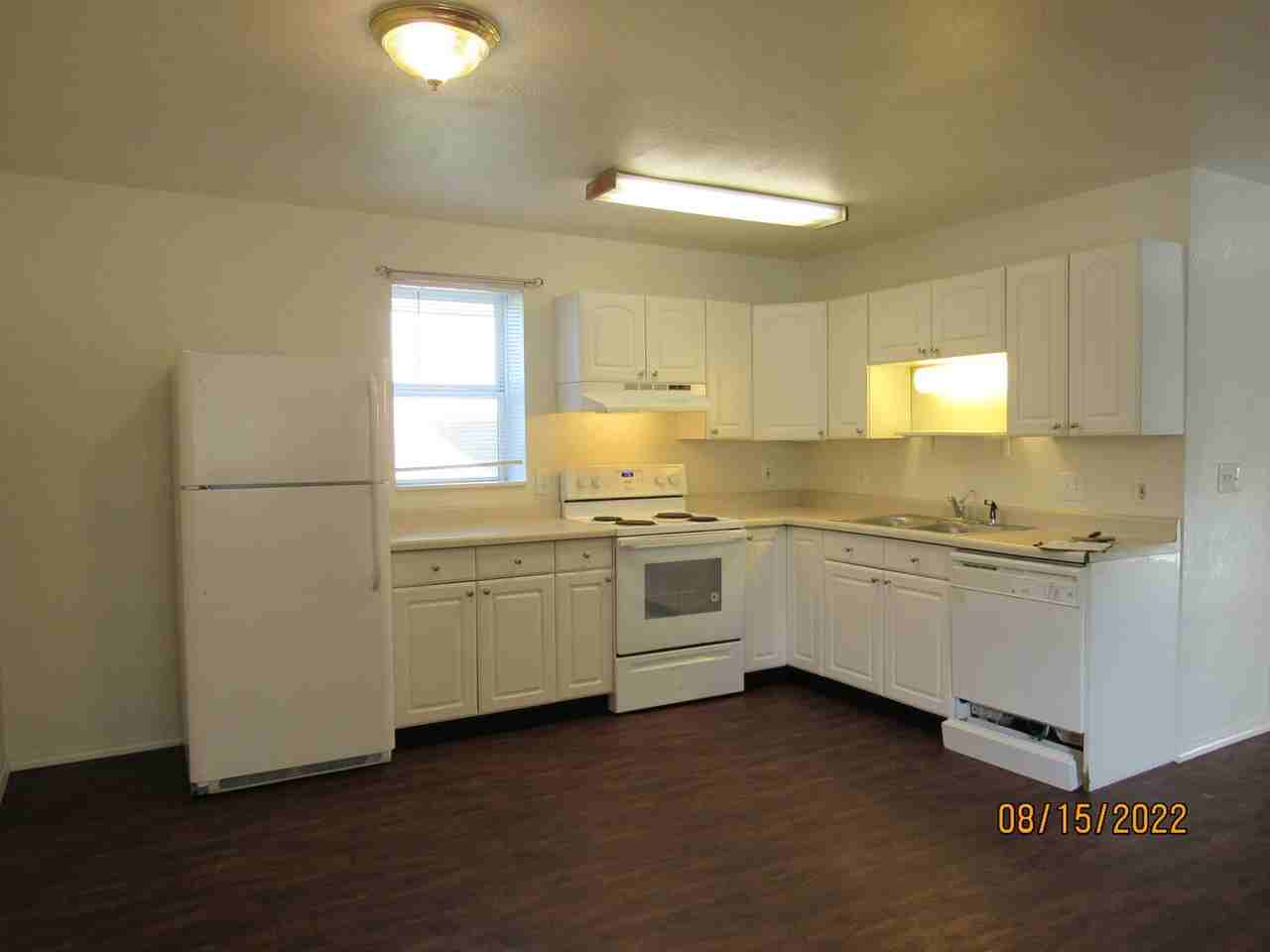 Mercier St. 2402 -KN - Photo 3 of 12