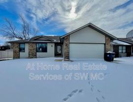 2908 W Swan St - Photo 1 of 1