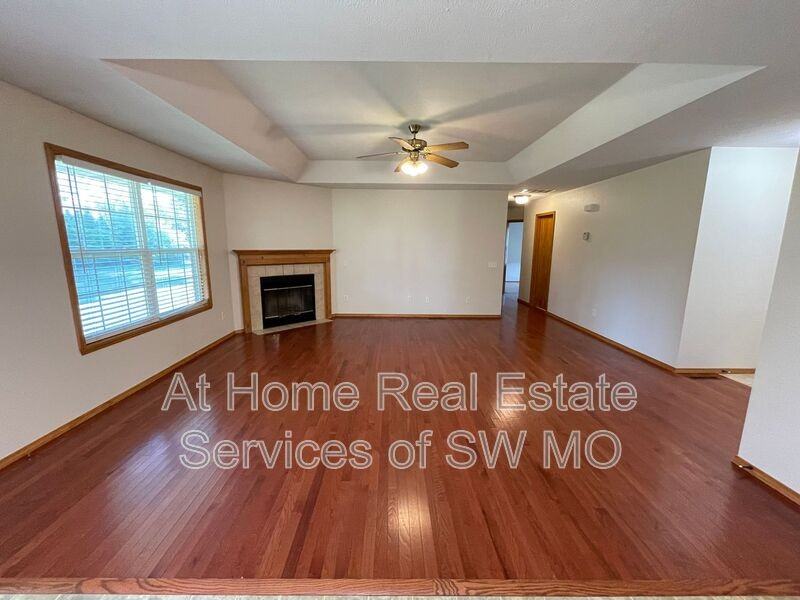 3735 W Lombard St - Photo 5 of 10