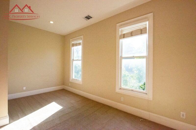 272 Washington St #6 - Photo 6 of 12