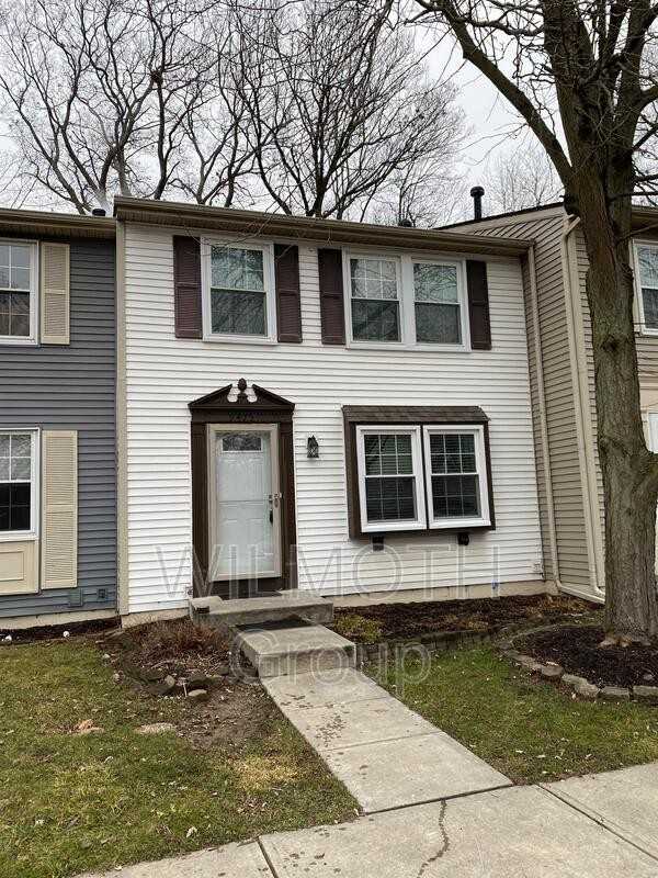 9475 Timber View Dr - Photo 2 of 22