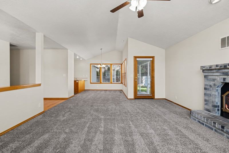 5415 N Noble Fir Ave - Photo 2 of 37