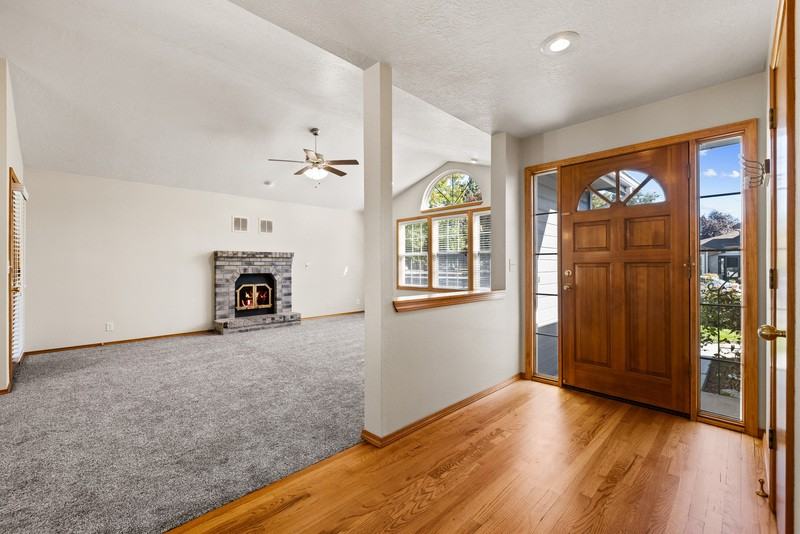 5415 N Noble Fir Ave - Photo 5 of 37