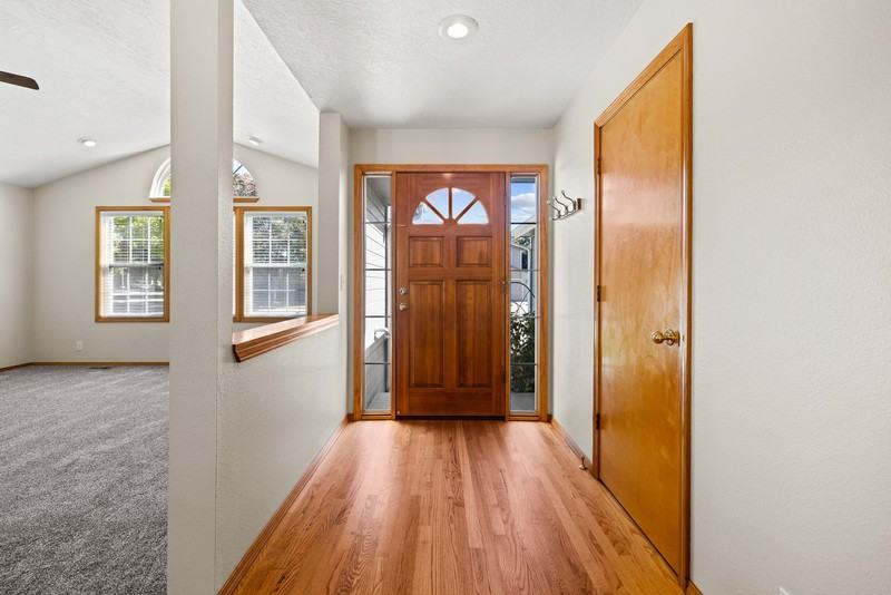5415 N Noble Fir Ave - Photo 7 of 37