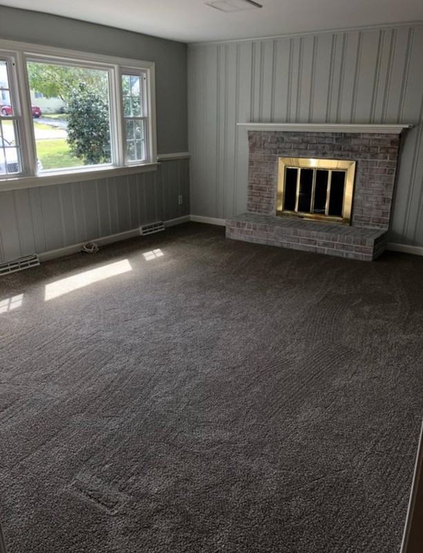 1608 Barberry Ln - Photo 2 of 12