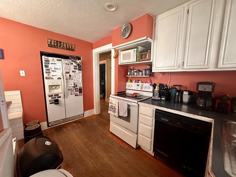 936 Alabama St - Photo 7 of 9