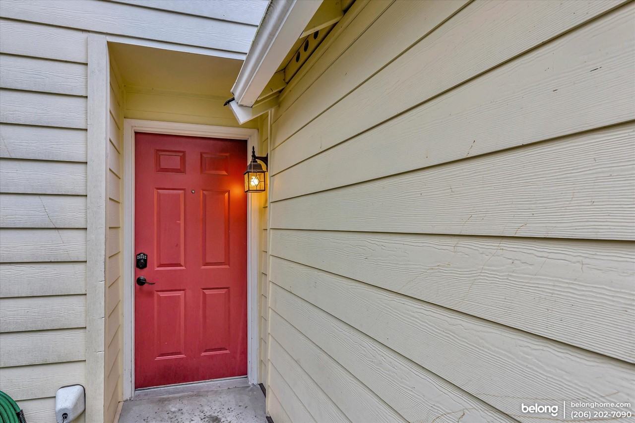 21327 76th Ave W #8 - Photo 2 of 17