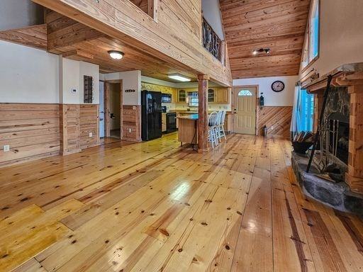 790 Monet Dr - Photo 3 of 50