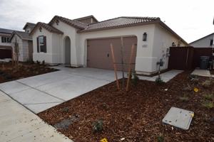 featured image of 4295 Crescent Way