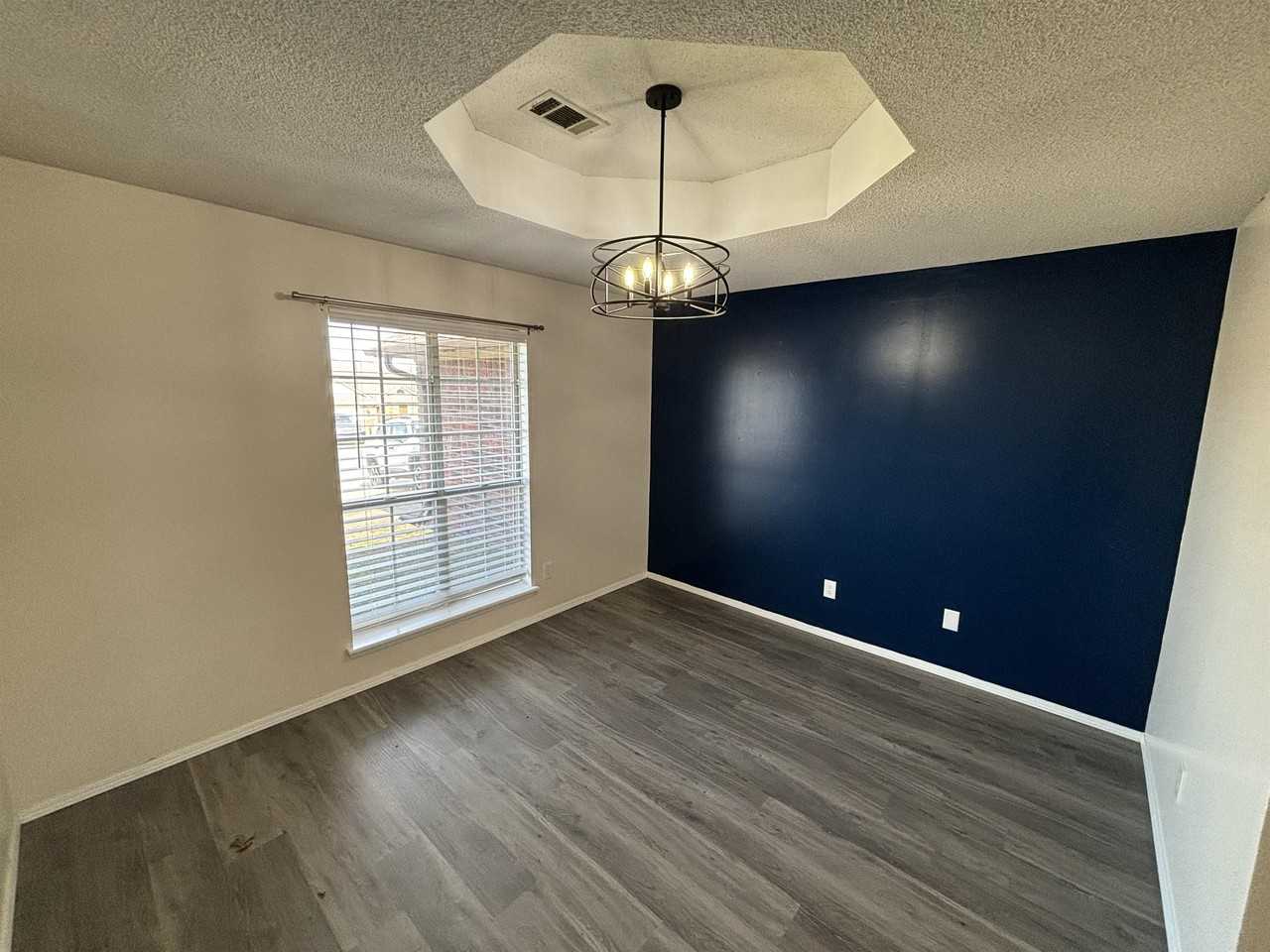 8812 Skypark Dr #1 - Photo 3 of 17