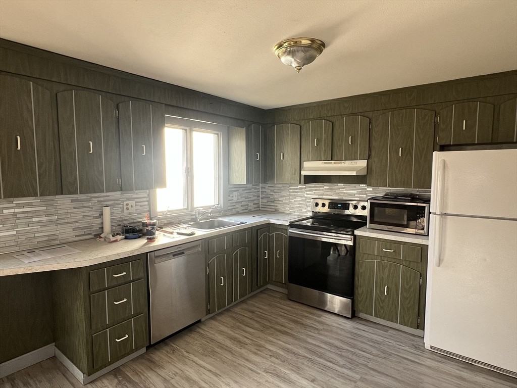 65 Packard St #1 - Photo 2 of 17