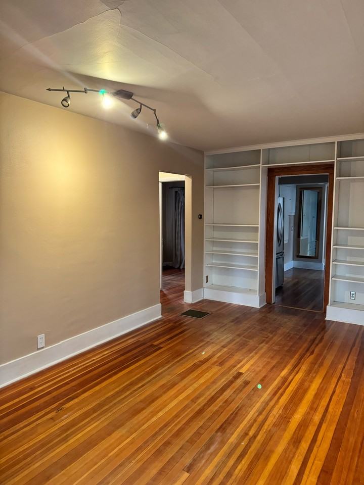 118 Jackson Ave #NA - Photo 3 of 12