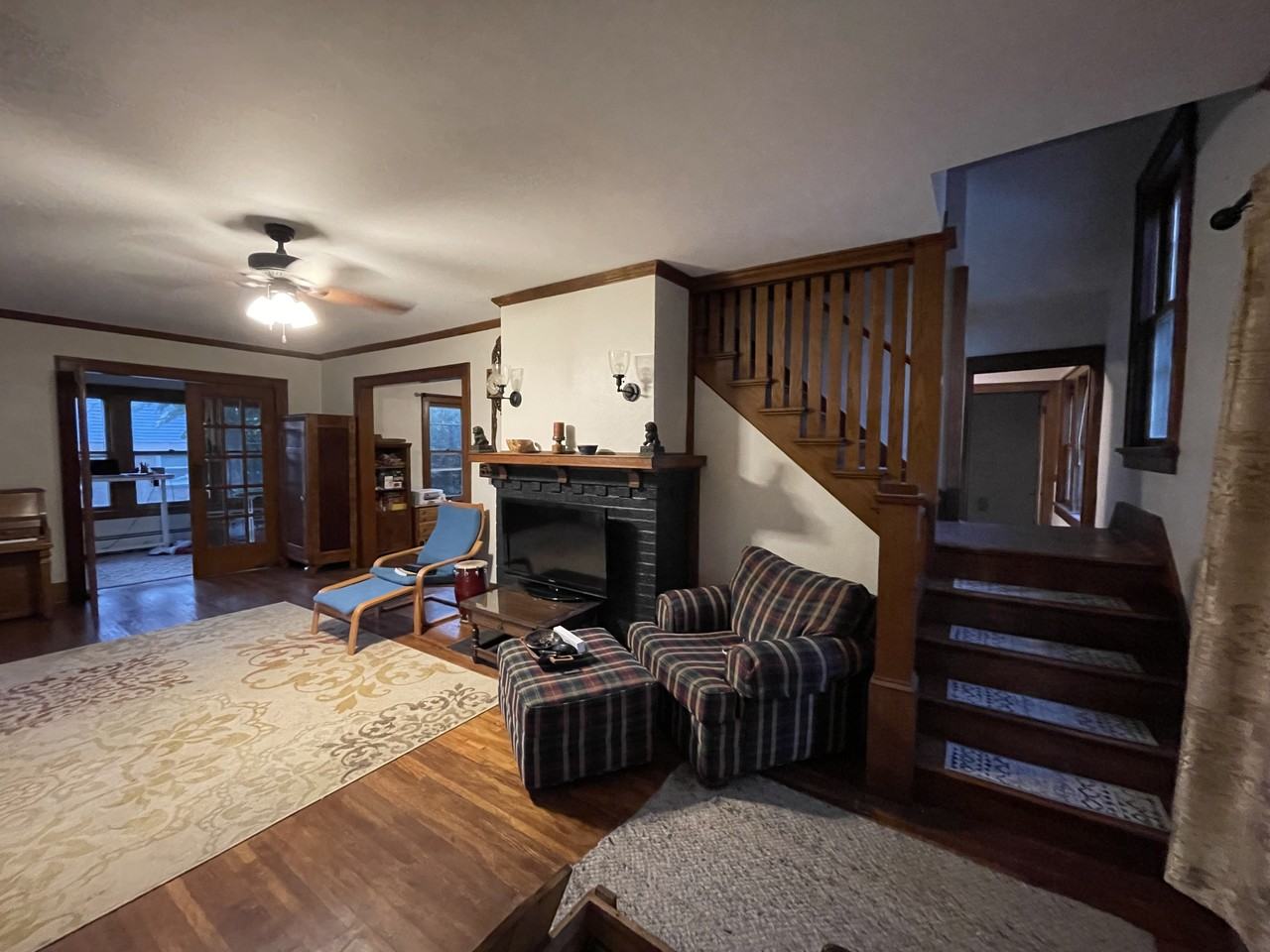 224 W Laflin Ave #3 - Photo 2 of 8