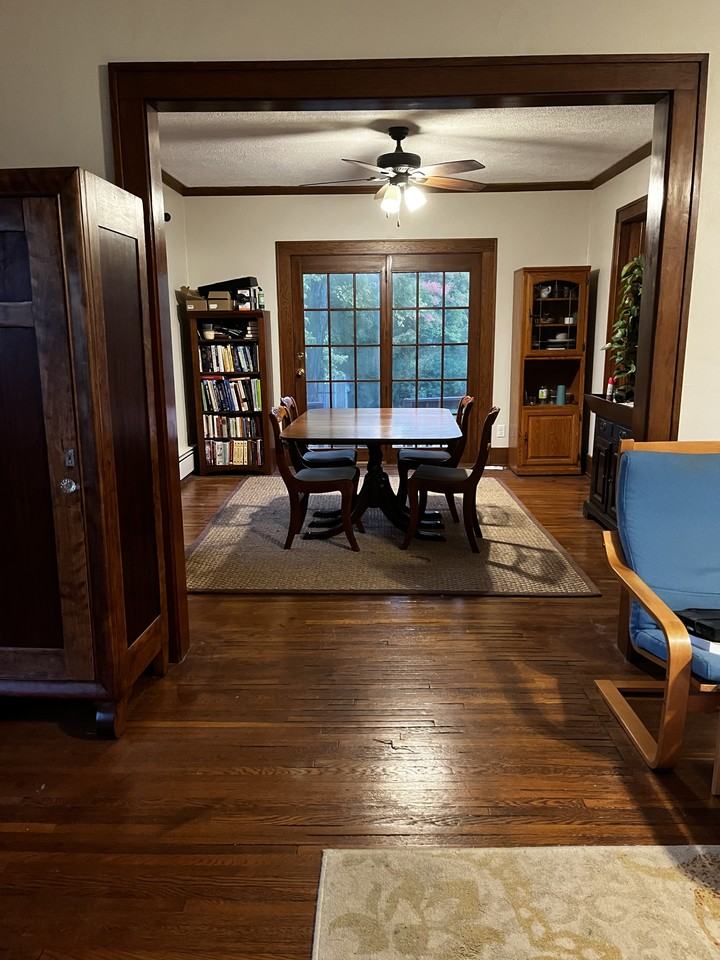 224 W Laflin Ave #3 - Photo 5 of 8