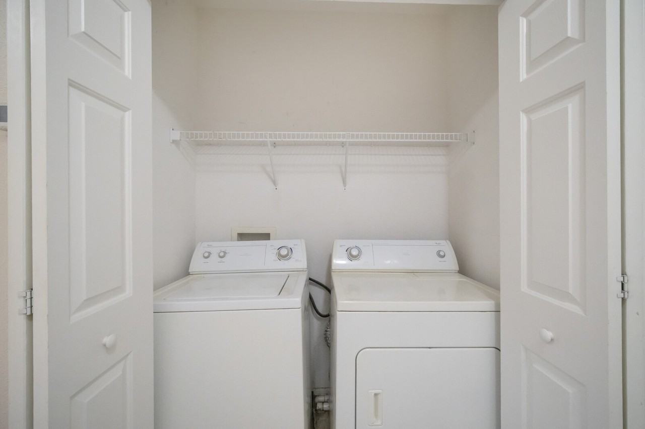 18505 Pebble Lake Ct - Photo 3 of 43