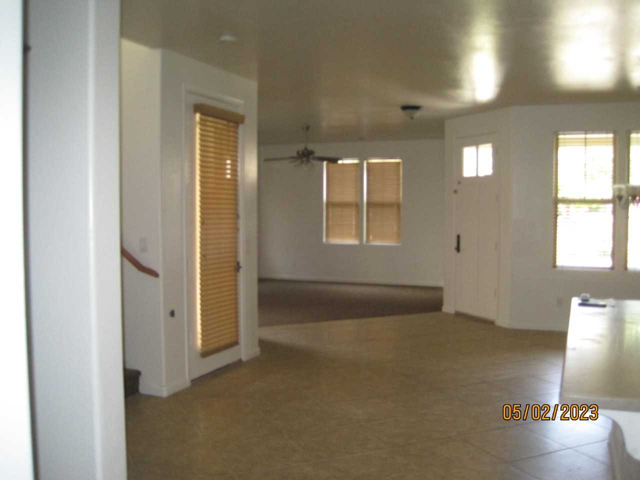 15241 W Old Oak Ln #NA - Photo 3 of 14