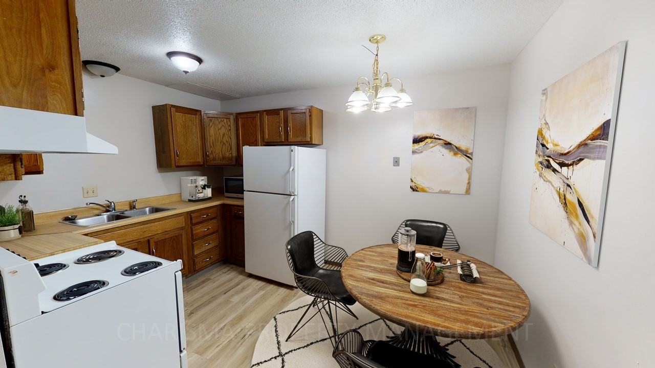 703 S Dakota Ave #9 - Photo 3 of 14