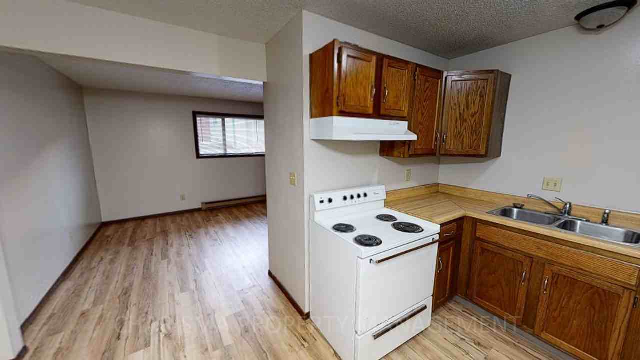 703 S Dakota Ave #9 - Photo 6 of 14