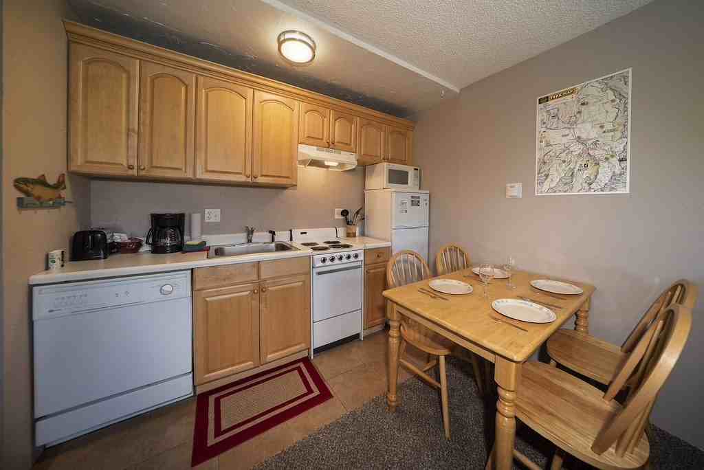 382 Hi Country Dr #315 - Photo 2 of 13