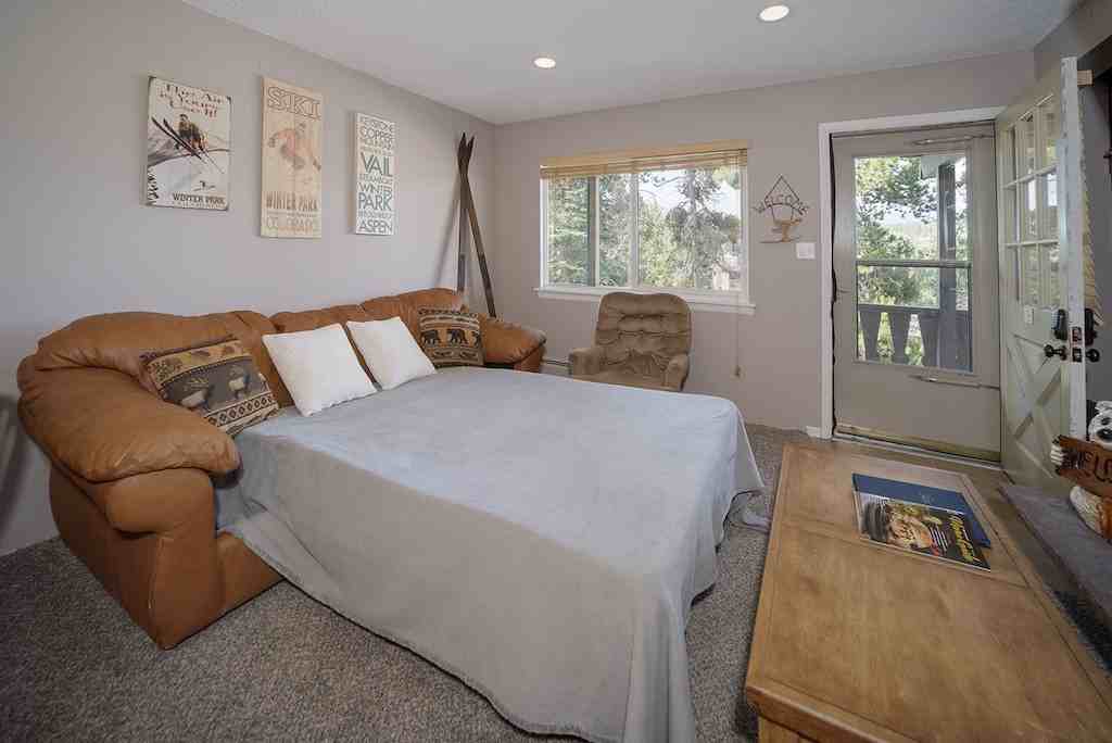 382 Hi Country Dr #315 - Photo 3 of 13