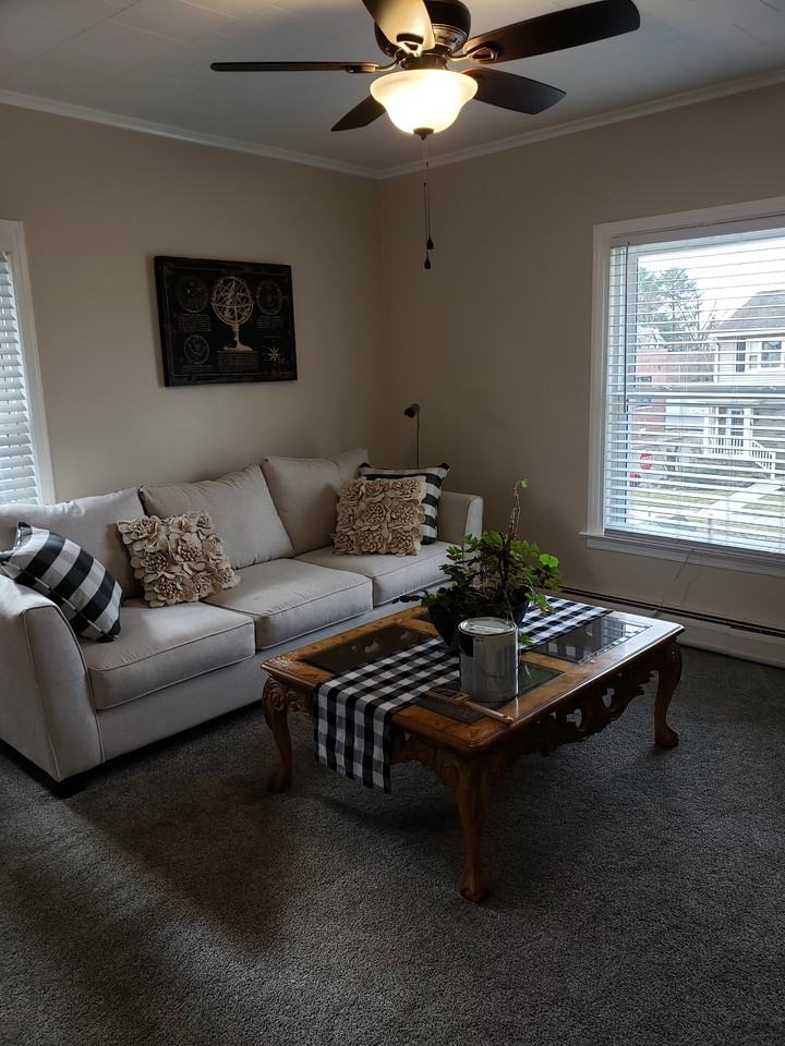 86 Virginia Ter - Photo 3 of 10