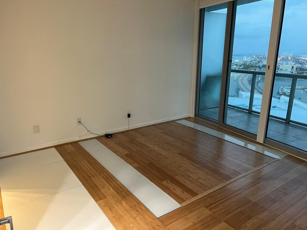 888 Biscayne Boulevard - 3202Apt 3202 #3202 - Photo 7 of 21