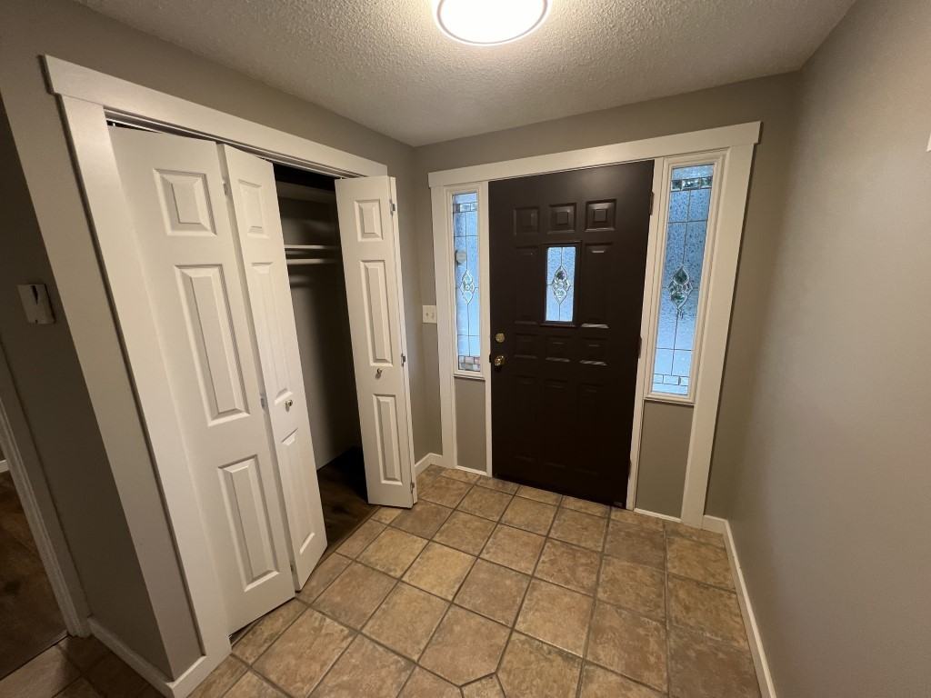 1652 King John Way #1 - Photo 3 of 50