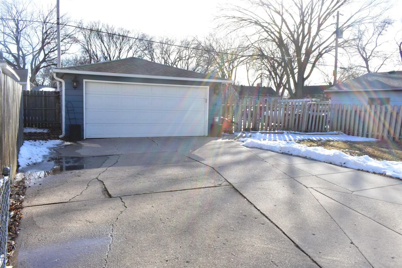 1524 5th Avenue South #1 - Photo 4 of 31