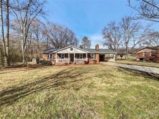 1206 Crowders Mountain Road - Photo 2 of 11