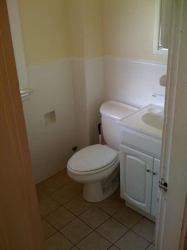 12 Gerald Rd - Photo 4 of 7