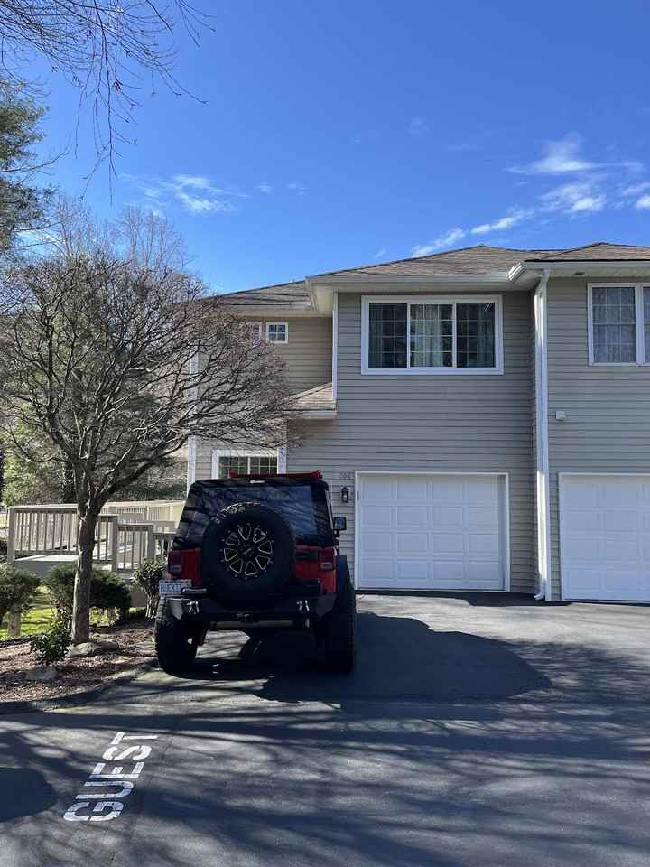 106 Grist Mill Dr - Photo 2 of 15