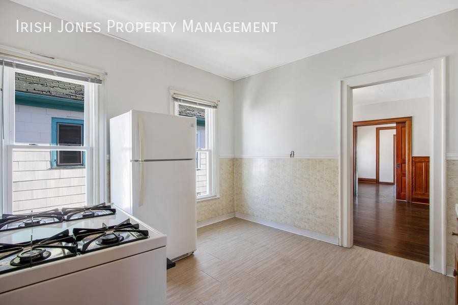 118 Richfield Ave - Photo 2 of 16