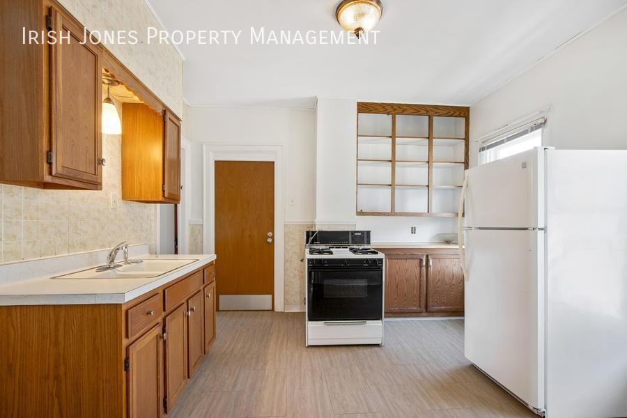 118 Richfield Ave - Photo 3 of 16