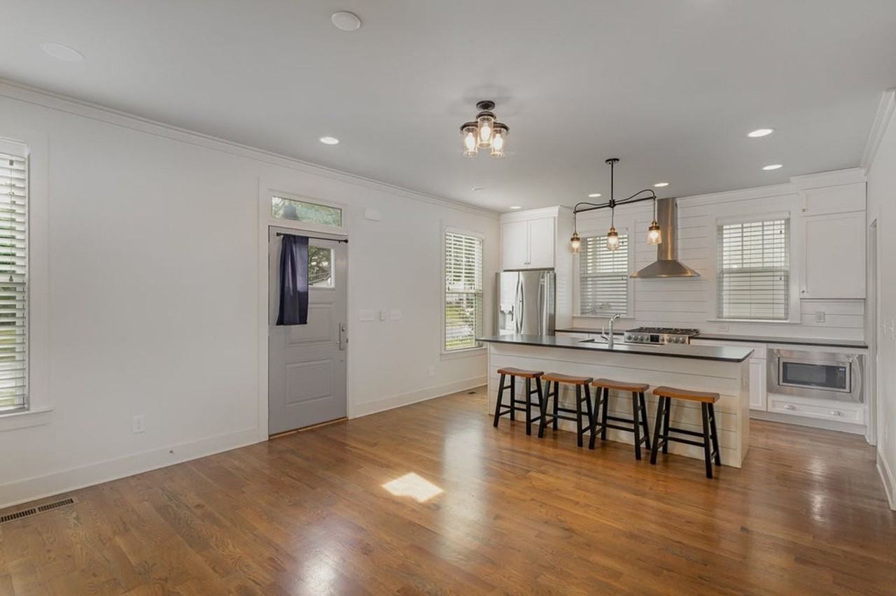 5802 Maxon Avenue - Photo 7 of 25