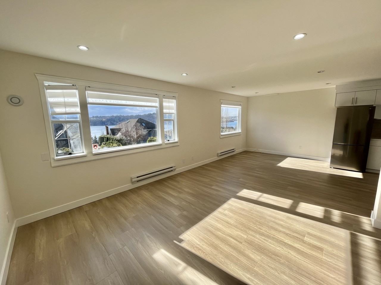 3960 Blantyre Place - Photo 2 of 8