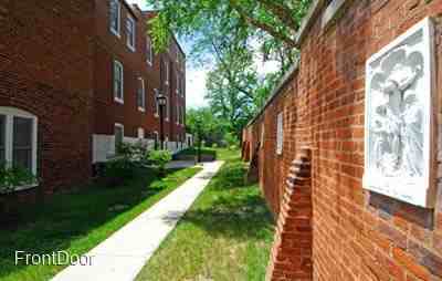 The Cloisters at Soulard - Photo 3 of 12