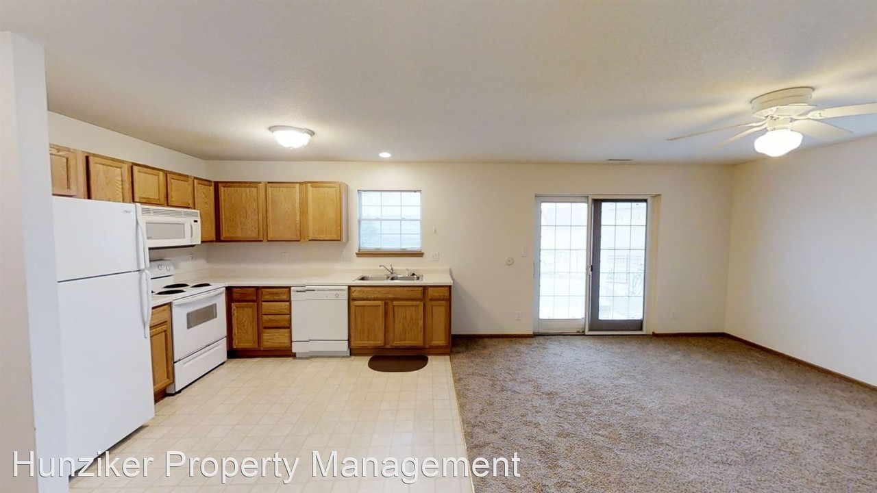 2430 Aspen - Photo 2 of 11