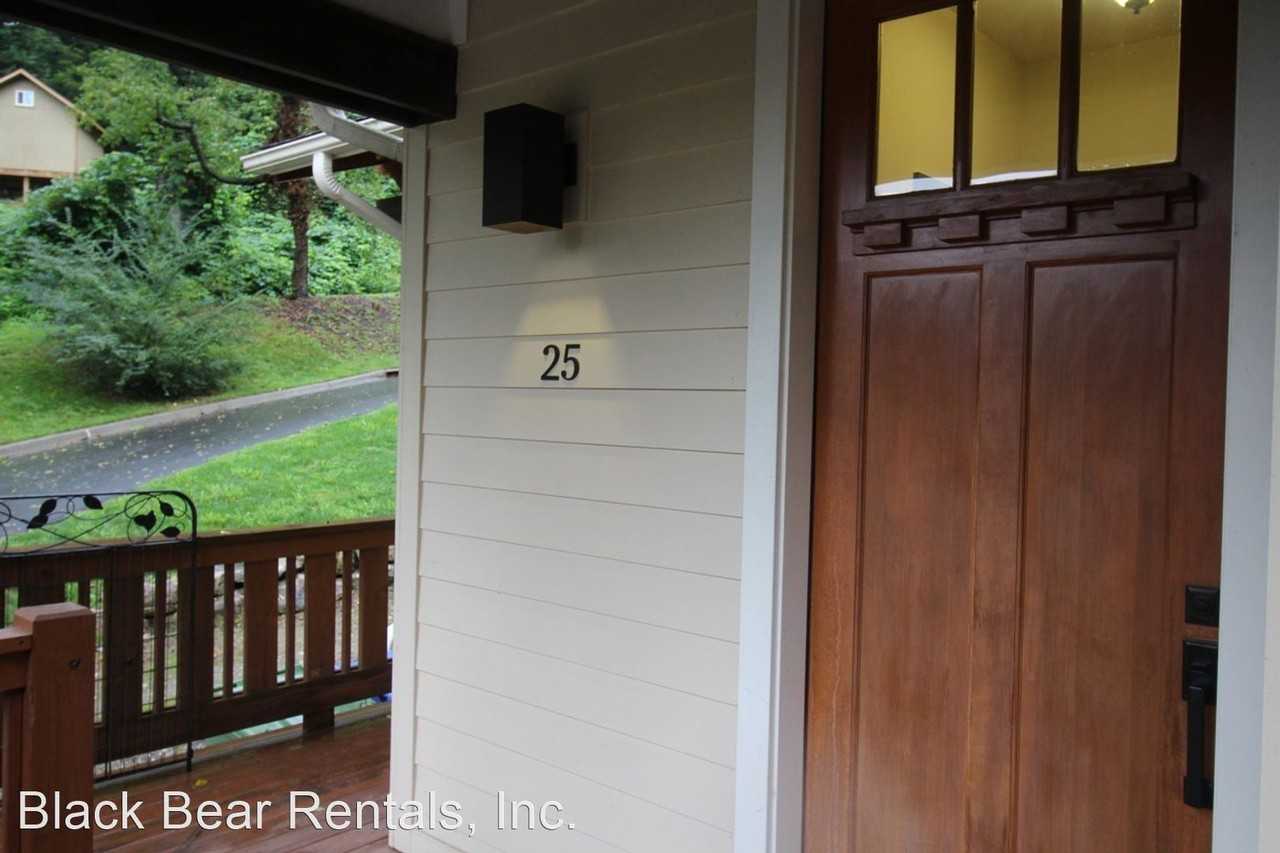 25 Shady Park Ln - Photo 3 of 47