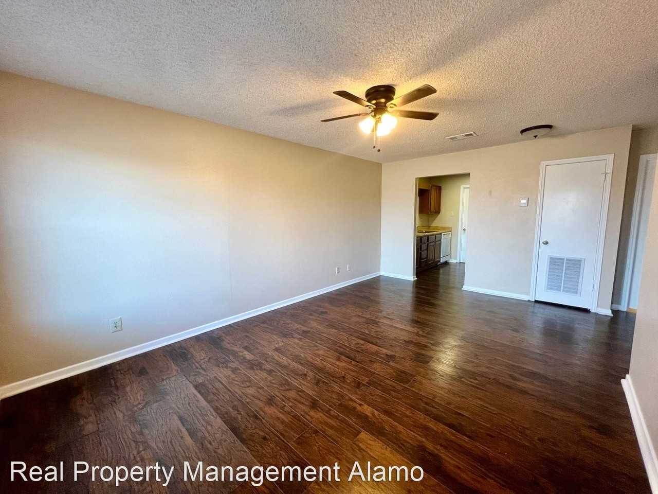 4545 Hoeneke St. - Photo 3 of 12