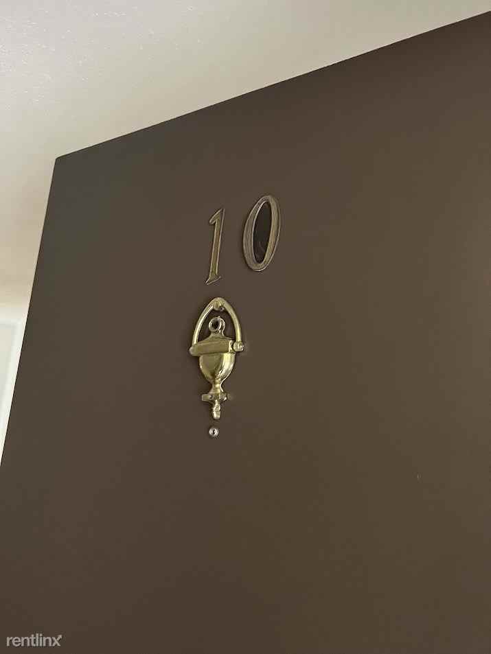 10485 National Blvd - Photo 3 of 14