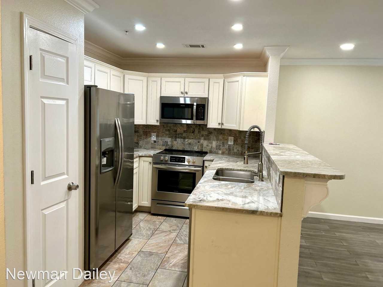 119 Swaying Pine Ct - Photo 3 of 19