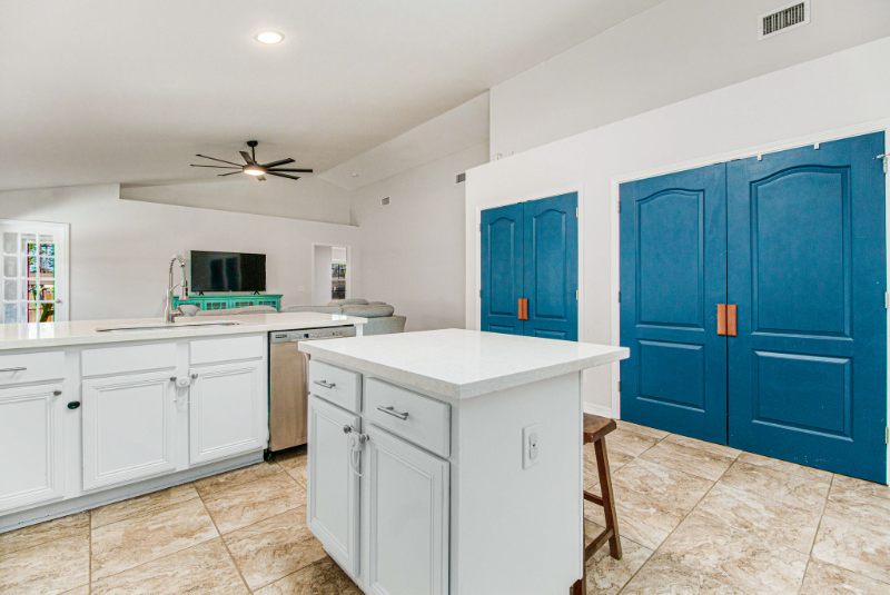 9720 Brookstone Way - Photo 3 of 34