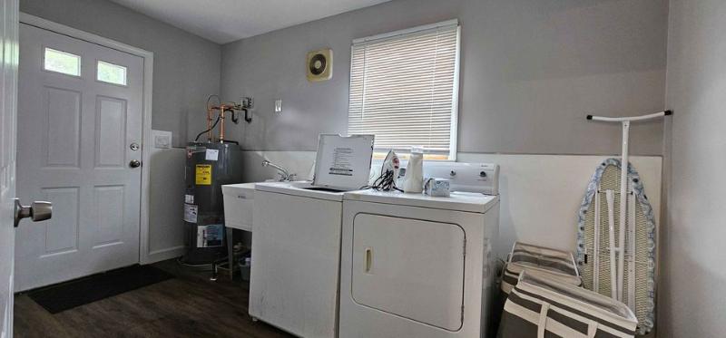 1301 Broadway Blvd - Photo 2 of 14