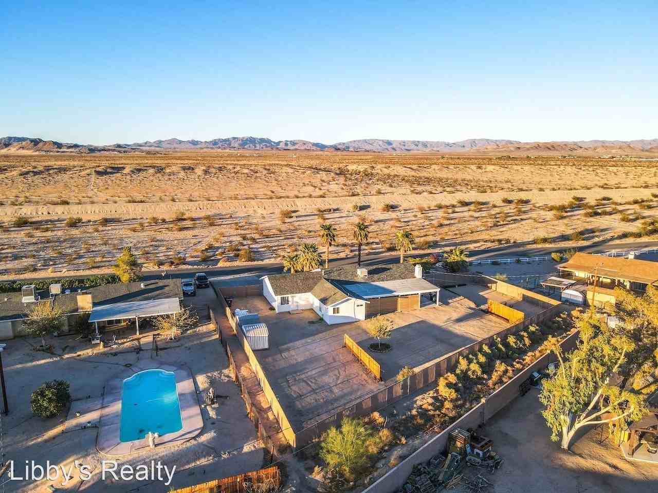 75051 Saddlehorn Rd - Photo 3 of 41