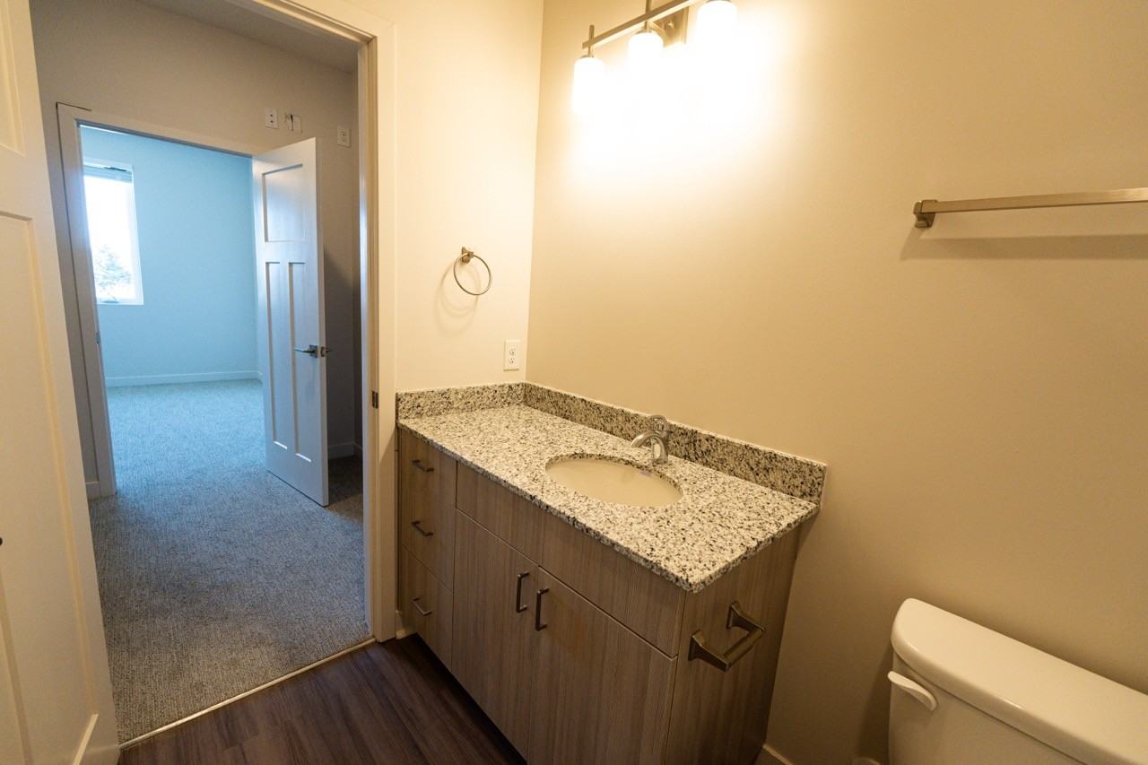 EOS 75 - Photo 6 of 29