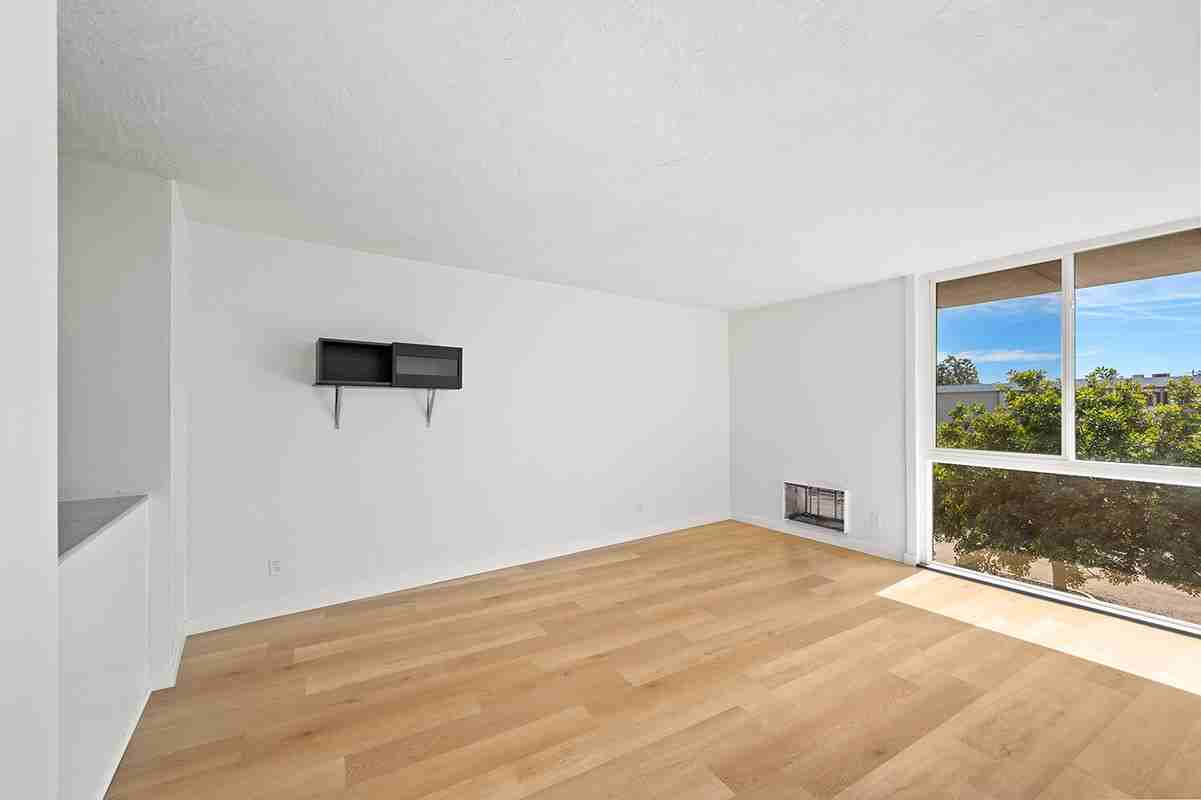 3050 Rue D'OrleansUnit 310 #310 - Photo 4 of 19