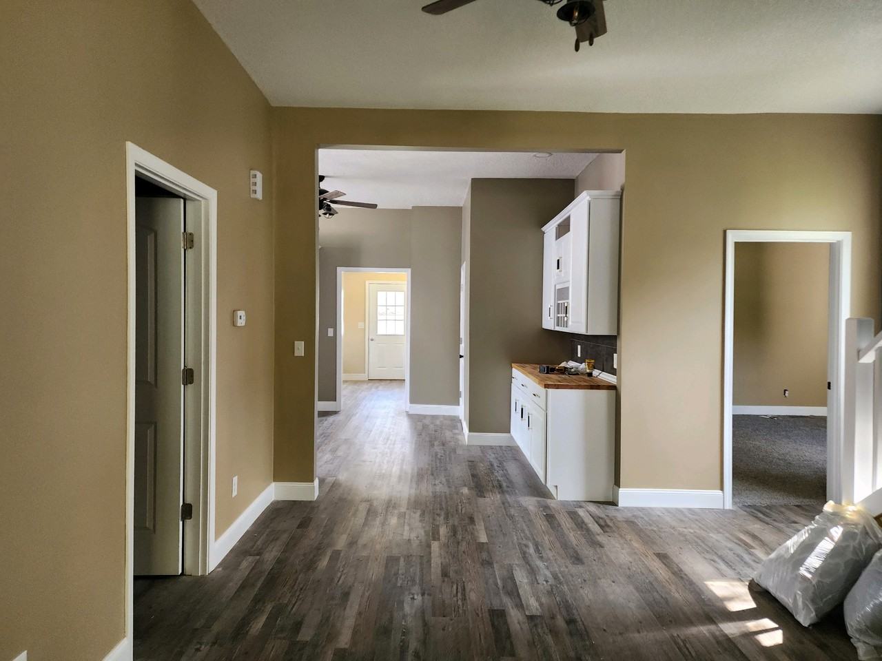 422 E Livingston St #NA - Photo 2 of 23