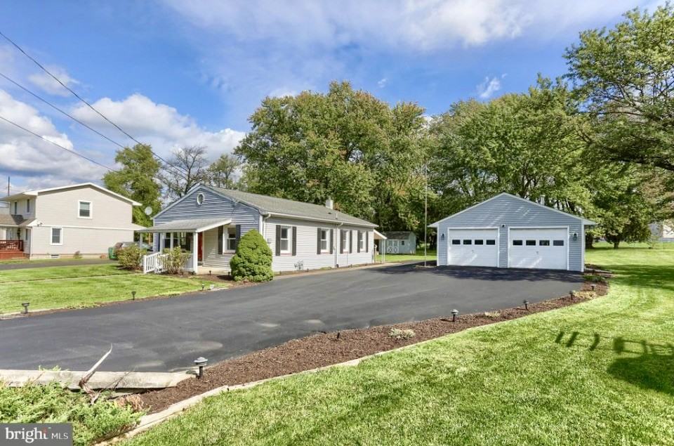 21 Lucy Avenue #NA - Photo 6 of 11